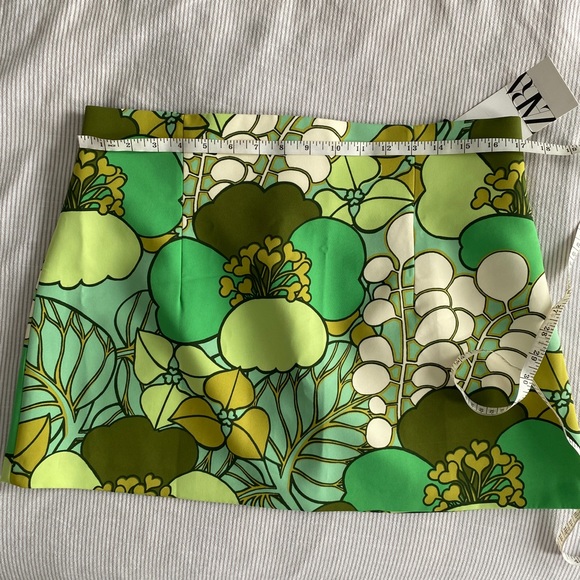 ZARA Patterned Mini Skirt Blogger Favourite - Picture 6 of 16